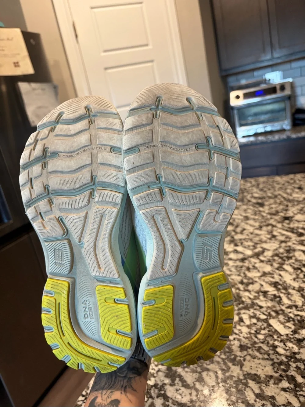 Brooks Ghost 15 Womens Running Shoes